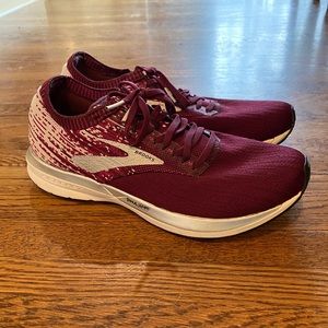 Brooks Ricochet Size 11